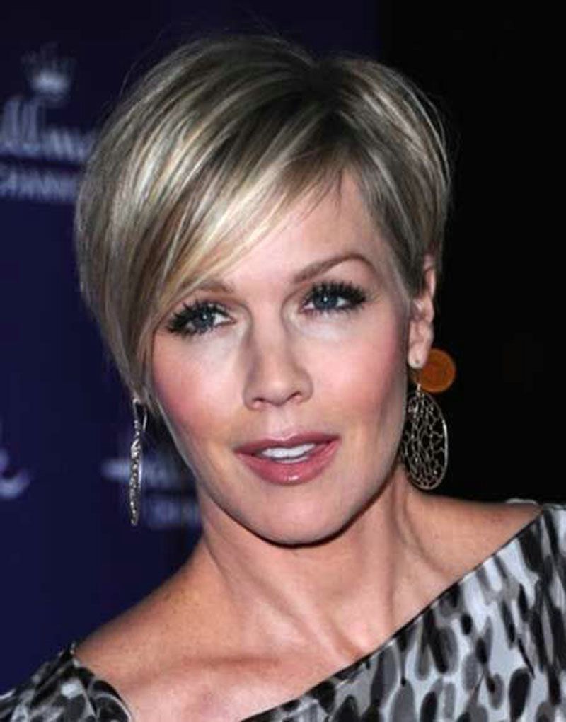 Pixie Archives - The best haircuts for women over 60